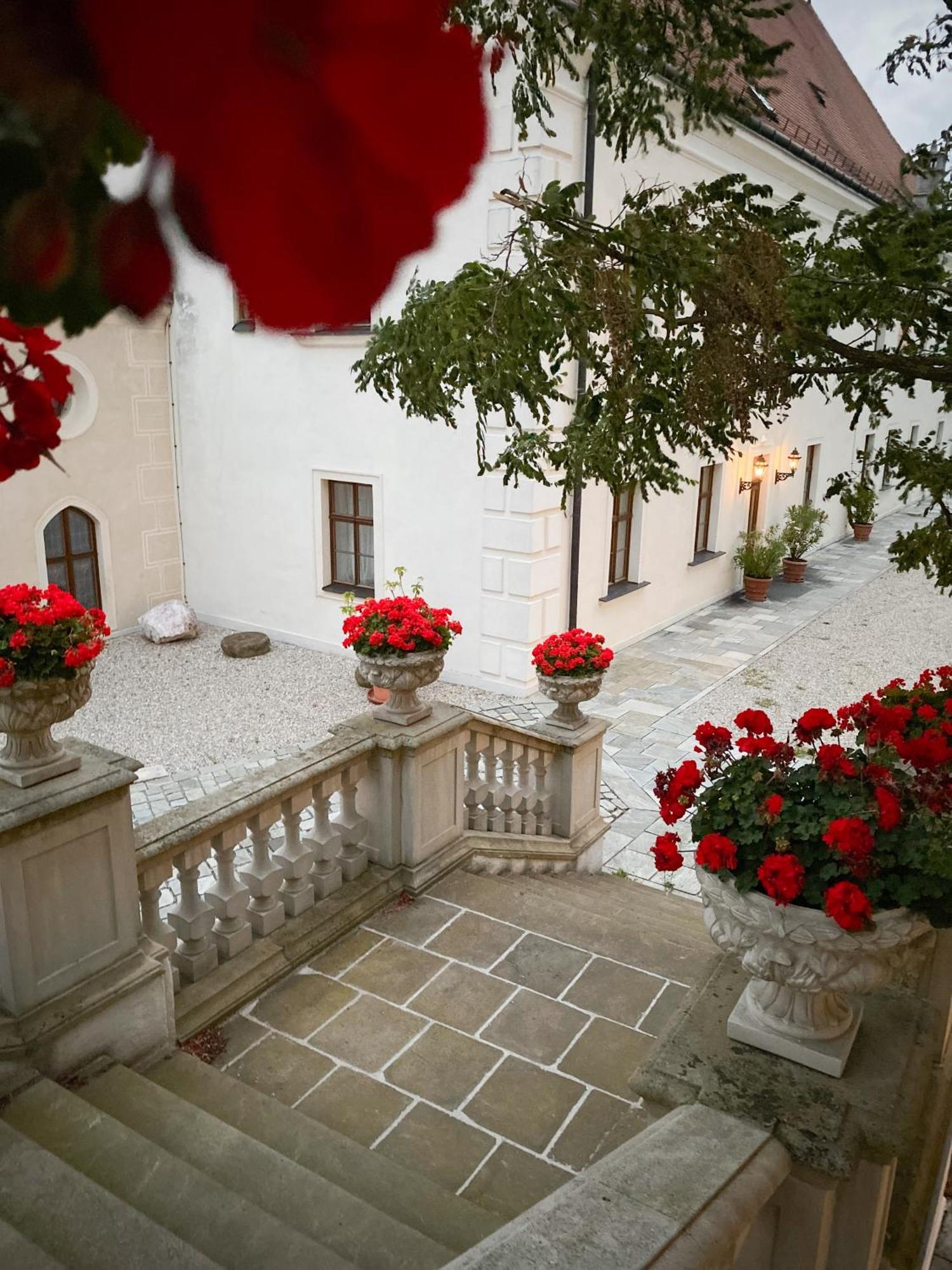 Schloss Thalheim ザンクト・ペルテン エクステリア 写真