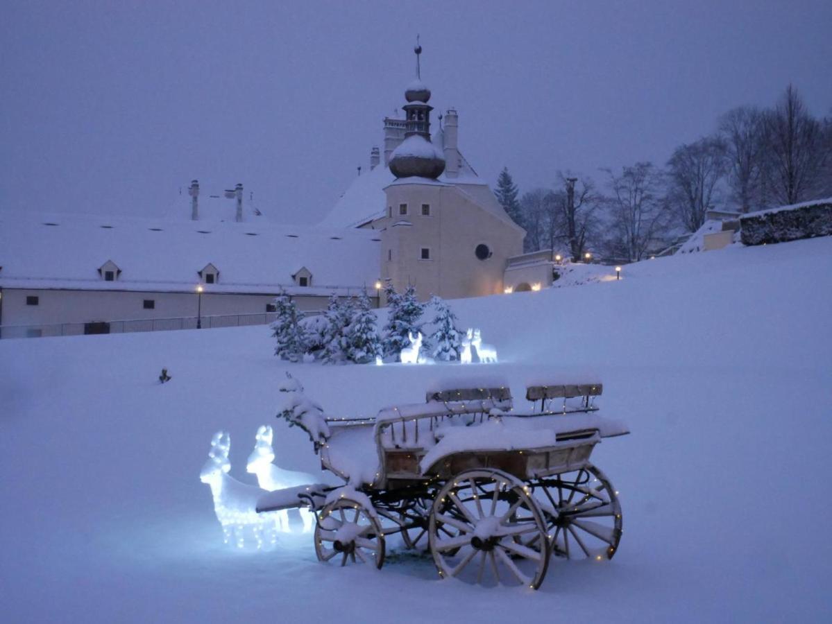 Schloss Thalheim ザンクト・ペルテン エクステリア 写真