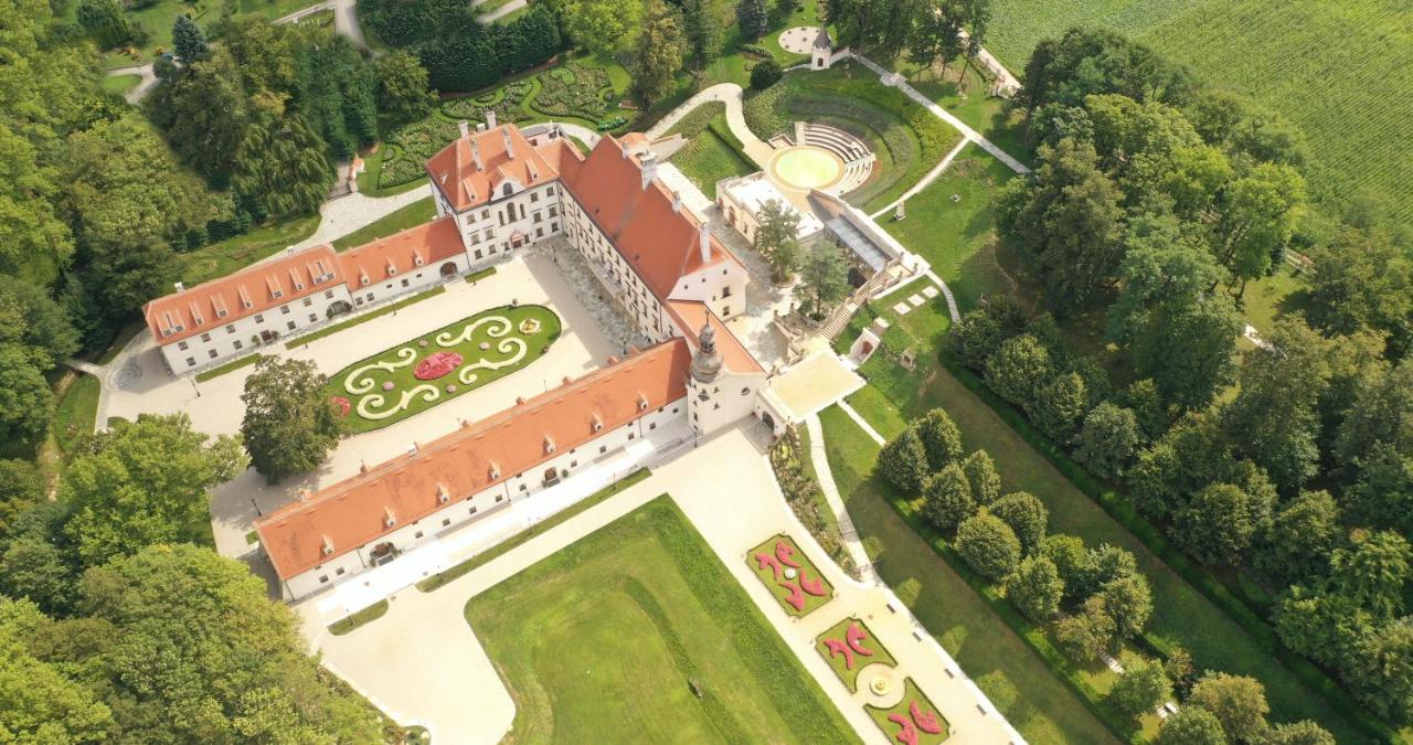 Schloss Thalheim ザンクト・ペルテン エクステリア 写真